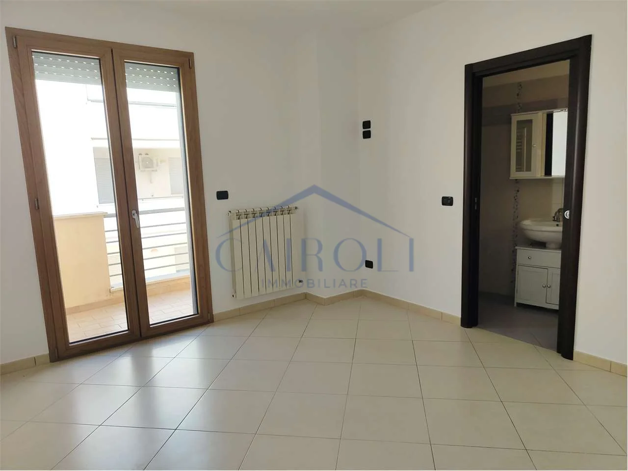 Lecce – comparto 35 | Ampio e luminoso appartamento in vendita a Lecce - foto 3